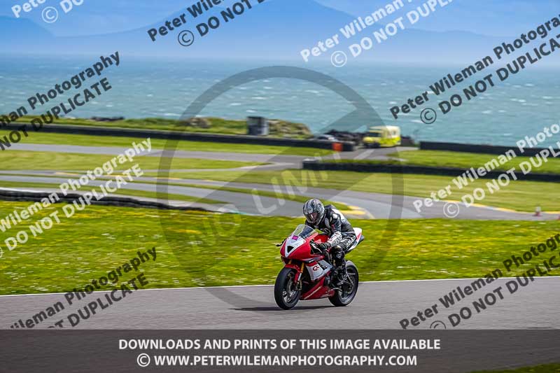 anglesey no limits trackday;anglesey photographs;anglesey trackday photographs;enduro digital images;event digital images;eventdigitalimages;no limits trackdays;peter wileman photography;racing digital images;trac mon;trackday digital images;trackday photos;ty croes